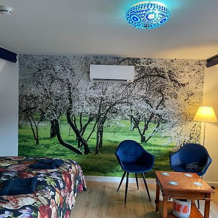 Cozy Bed And Breakfast Elst  Exterior foto